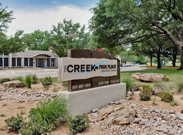 The Creek On Park Place - Bedford, TX