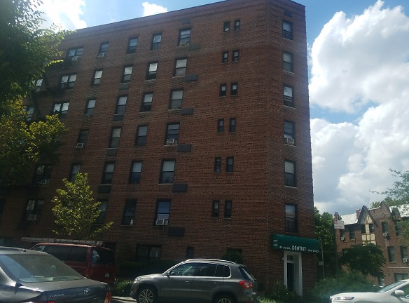 THE FORD Apartments - Sunnyside, NY