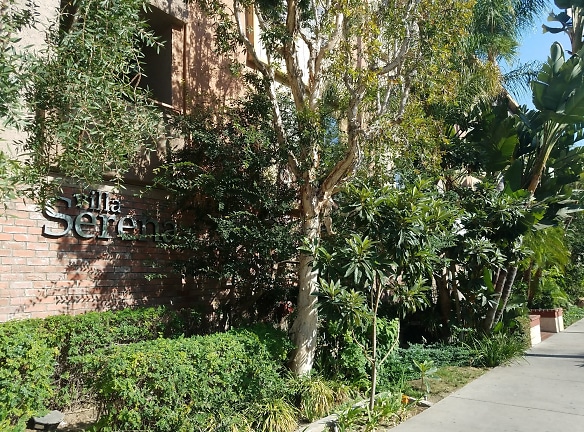 Villa Serena Apartments - Santa Ana, CA