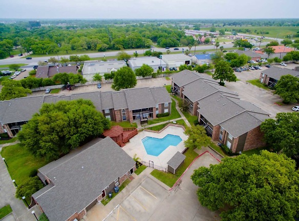 Pepper Tree Apartments - College Station, TX