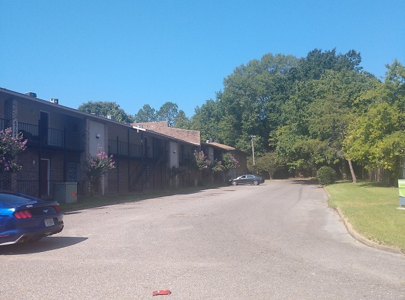 Red Lion Apartments - Montgomery, AL