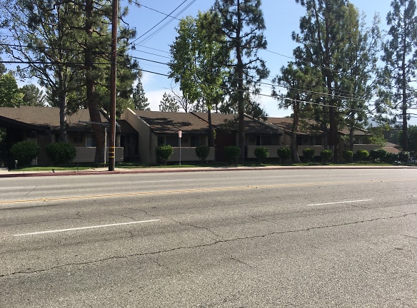Stone Pine Apartments - Thousand Oaks, CA