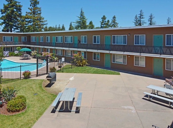 Timberlane Apartments - Hayward, CA