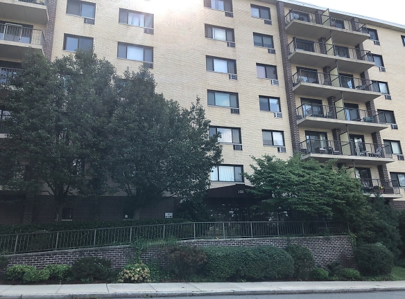 108 SAGAMORE RD Apartments - Tuckahoe, NY
