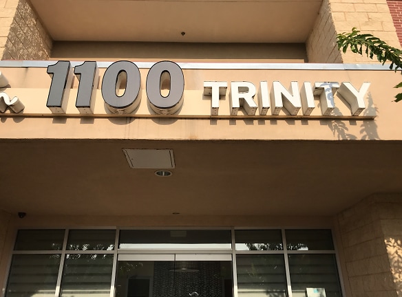 1100 Trinity Mills Apartments - Carrollton, TX