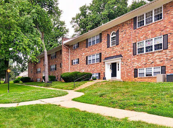 Heritage Court Apartments - Wilmington, DE