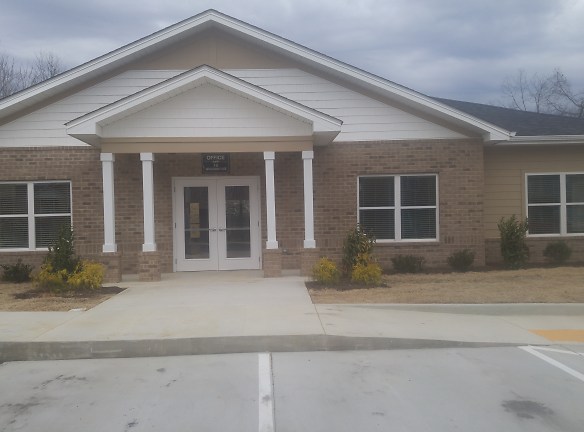 Broad Way Apartments - Cookeville, TN