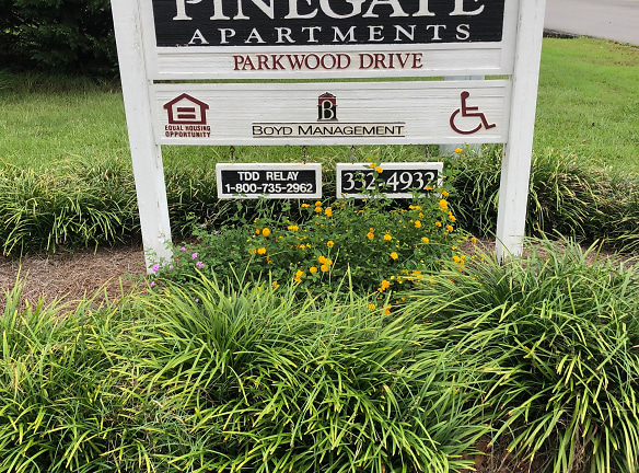 Pinegate Apartments - Ahoskie, NC