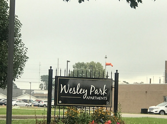 Wesley Park Apartments - Auburn, IN