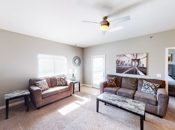 Graystone Heights Luxury Apartments - Sioux Falls, SD