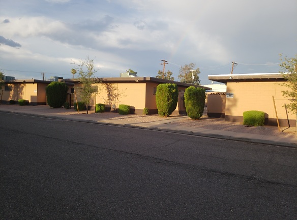Aster Gardens Apartments - Phoenix, AZ