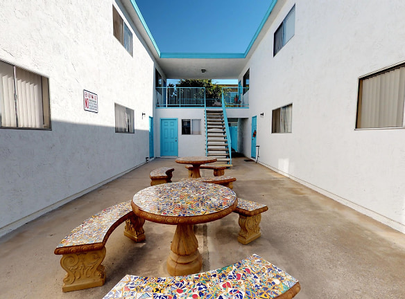 Del Coronado Villas 2 Apartments - Imperial Beach, CA