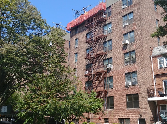 THE WISCONSIN Apartments - Brooklyn, NY