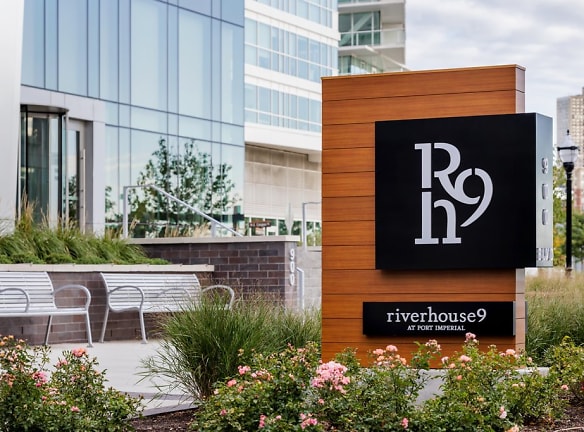 RiverHouse 9 At Port Imperial Apartments - Weehawken, NJ