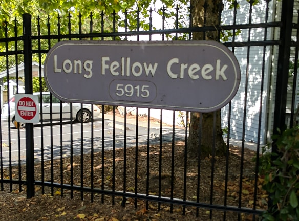 Longfellow Creek Apartments - Seattle, WA