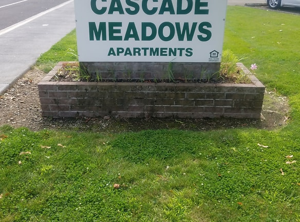 Cascade Meadows Apartments - Portland, OR