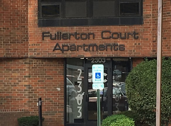 Fullerton Court Apartments - Chicago, IL