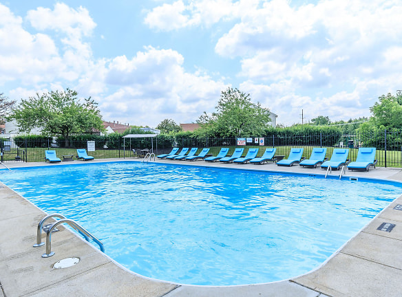 Park Club Apartments - Westerville, OH