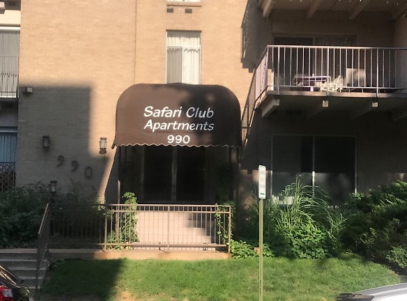 safari club apartments