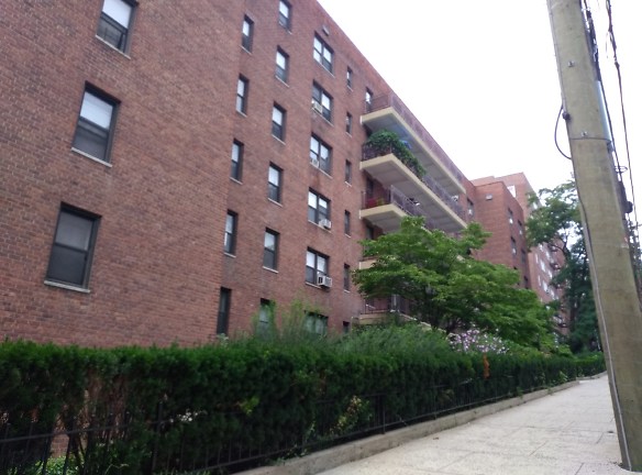 265 N Broadway Apartments - Yonkers, NY