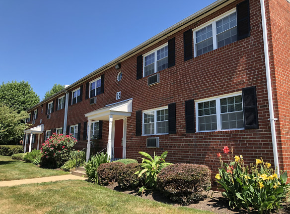 Madison Court Apartments - Warminster, PA