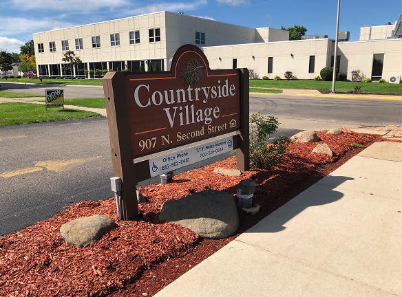 Countryside Village Apartments - Rochelle, IL