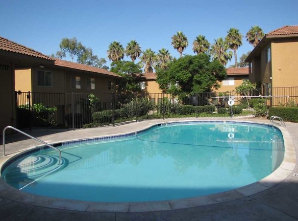 Mesa Palms Apartments - San Diego, CA