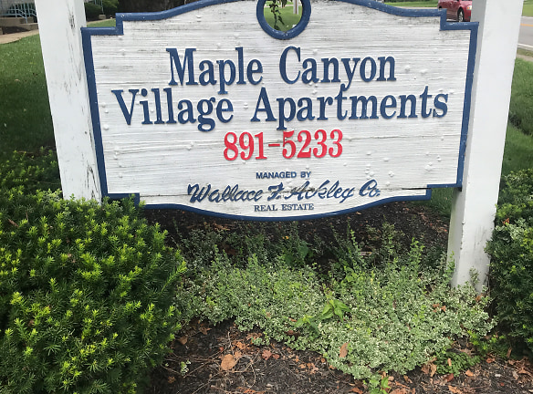 Maple Canyon Village Apartments - Columbus, OH