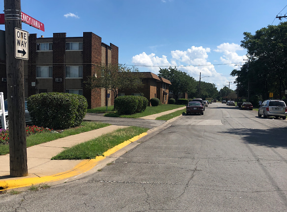 Harbor Meadows Apartments - East Chicago, IN