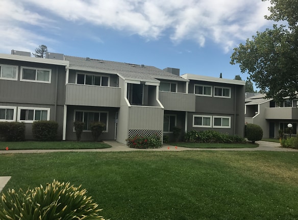 Aggie Square Apartments - Davis, CA
