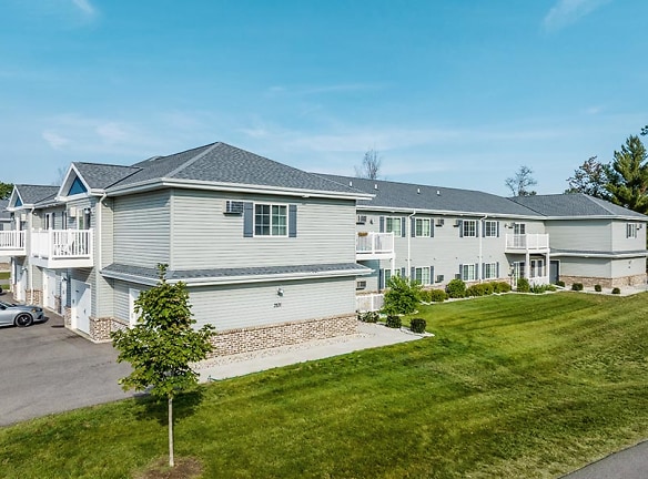 Pine Cove Estates Apartments - Wisconsin Rapids, WI