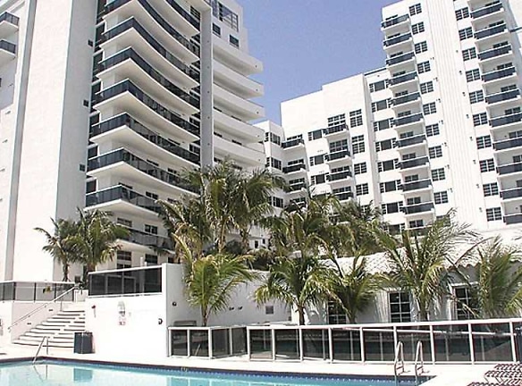 The Crown Miami Beach - Miami Beach, FL