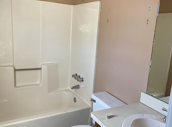 2367 Cragstone Ct unit 2367 Lithonia GA 30058 Home For Rent