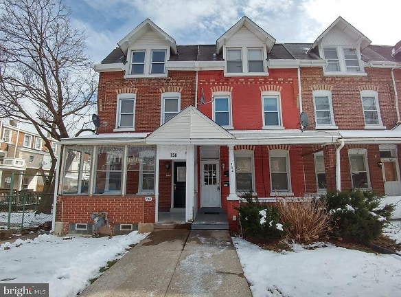 754 Haws Ave - Norristown, PA