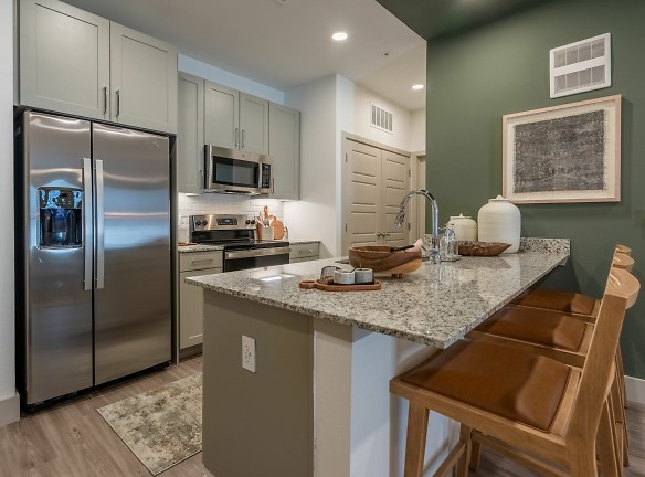 1100 Yaupon Holly Dr unit A - Georgetown, TX