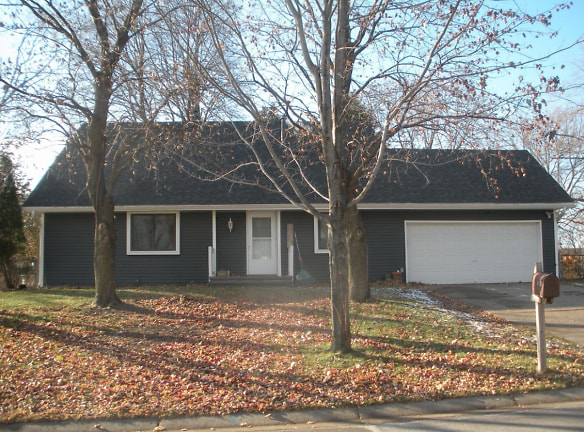 7436 Iden Ave S - Cottage Grove, MN