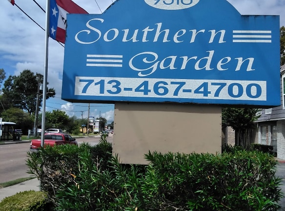 Southern Gardens Apartments - Houston, TX