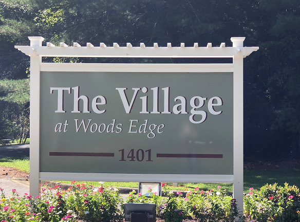 Village At Woods Edge Apartments - Franklin, VA