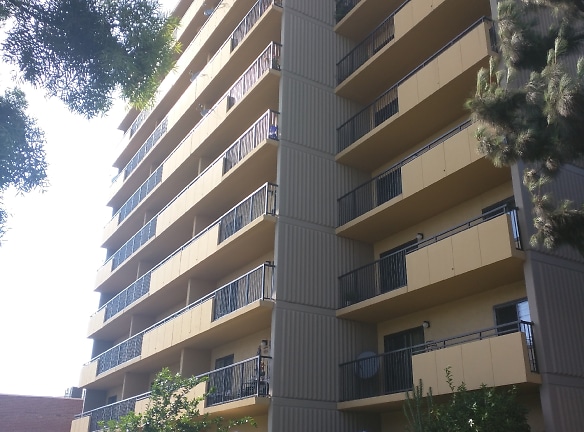 Casa De La Paloma Apartments - Glendale, CA