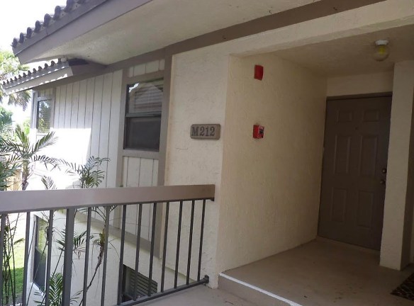 3130 Millwood Terrace unit 2120 - Boca Raton, FL
