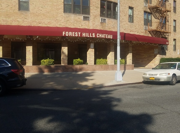 Forest Hills Chateau Apartments - Corona, NY