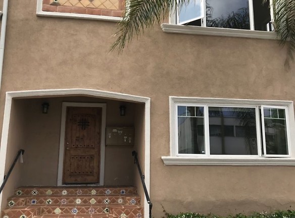 5722 Camerford Ave unit 5724.5 - Los Angeles, CA