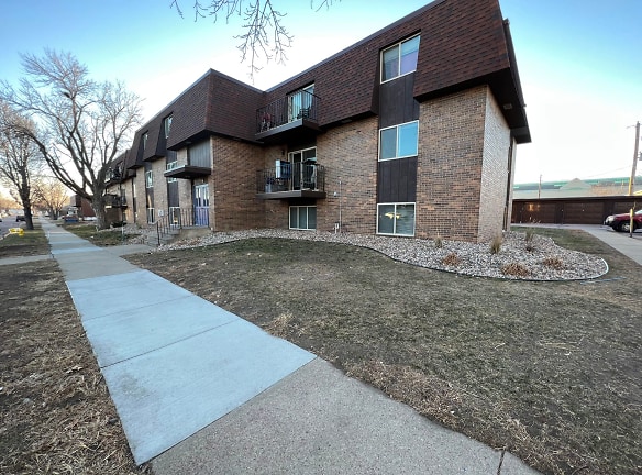 Walter Estates Apartments - Sioux Falls, SD
