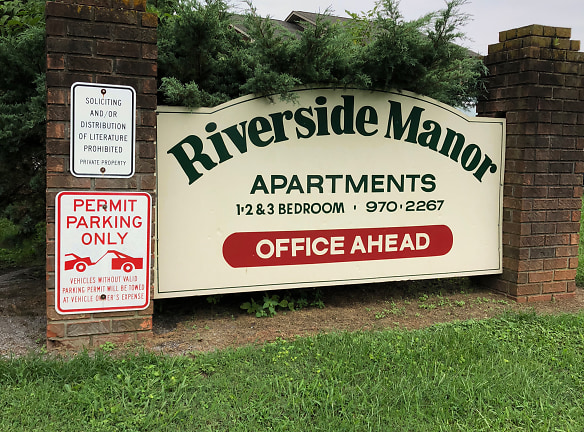 Riverside Manor Apartments - Louisville, TN