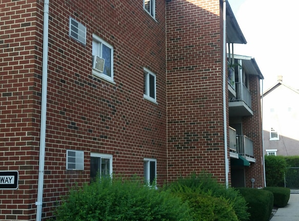 Waverly Apartments - West Chester, PA