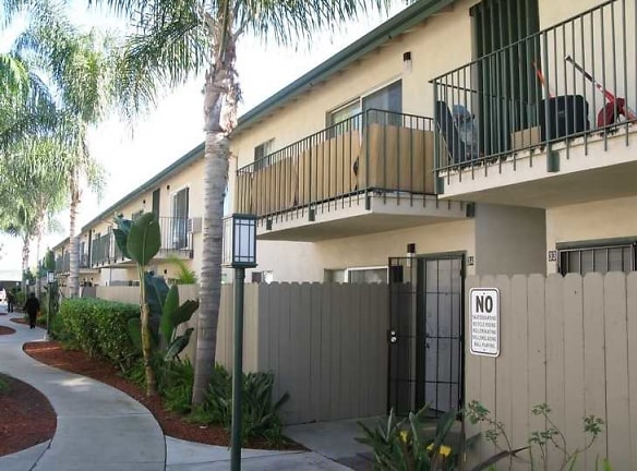 Elmwood Apartments - Buena Park, CA