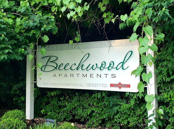 1412 Beechwood Terrace - Manhattan, KS