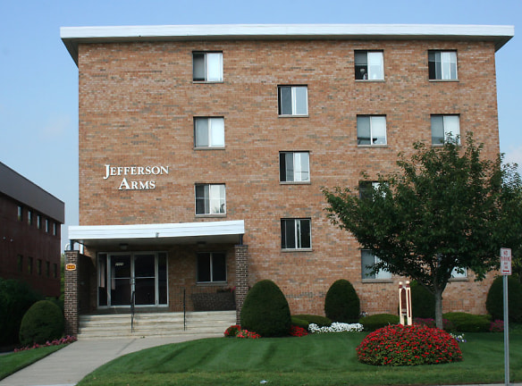 Jefferson Arms Apartments - Hamden, CT