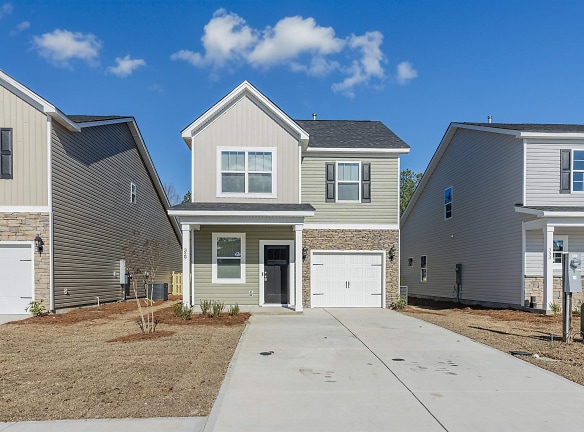 329 Channel Dr - Columbia, SC