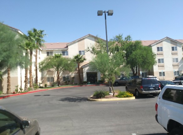 Crestwood Suites Apartments - Las Vegas, NV
